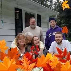 Meet your Posher, Carolyn